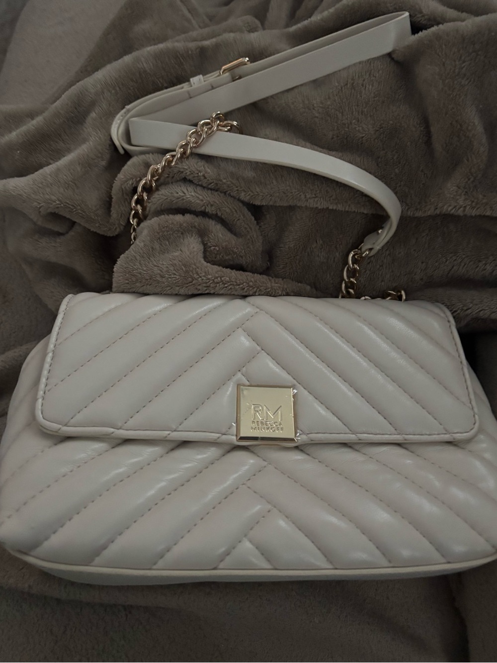 Rebecca Minkoff Cream Quilted Shoulder Bag with Gold Chain